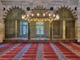 The Importance Of Color And Pattern While Choosing Mosque Carpet
