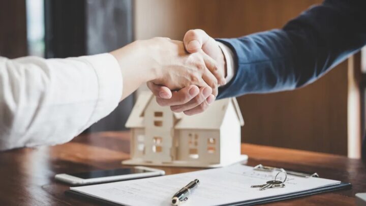 5 Tips for Anyone Buying a Home as A Single Person