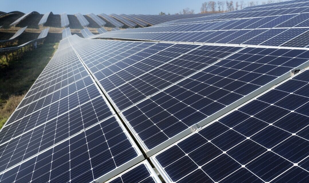 Enhancing Solar Efficiency: The Benefits of Adding Panels to an Existing Solar System